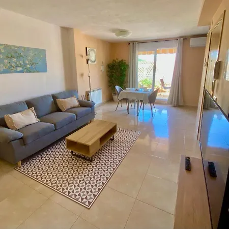 Atico La Sort Con Vistas Al Castillo Apartmán