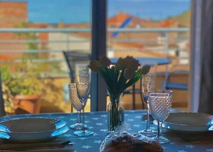 Atico La Sort Con Vistas Al Castillo Apartmán